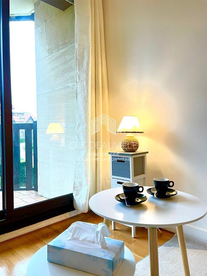 Studio 1 Gainsbourg C.L.S Довіль Екстер'єр фото